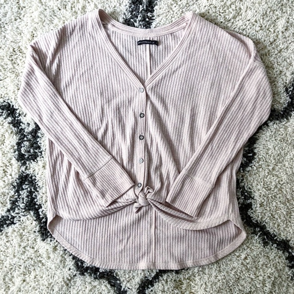 Abercrombie Tie-Front Button-Up Top - image 5